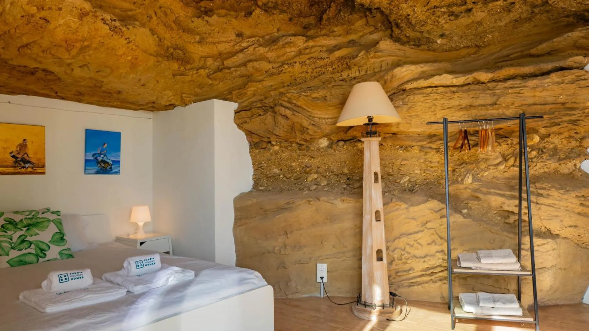 Cubo'S Villa Las Capuchinas & Cave House Торремолинос Испания