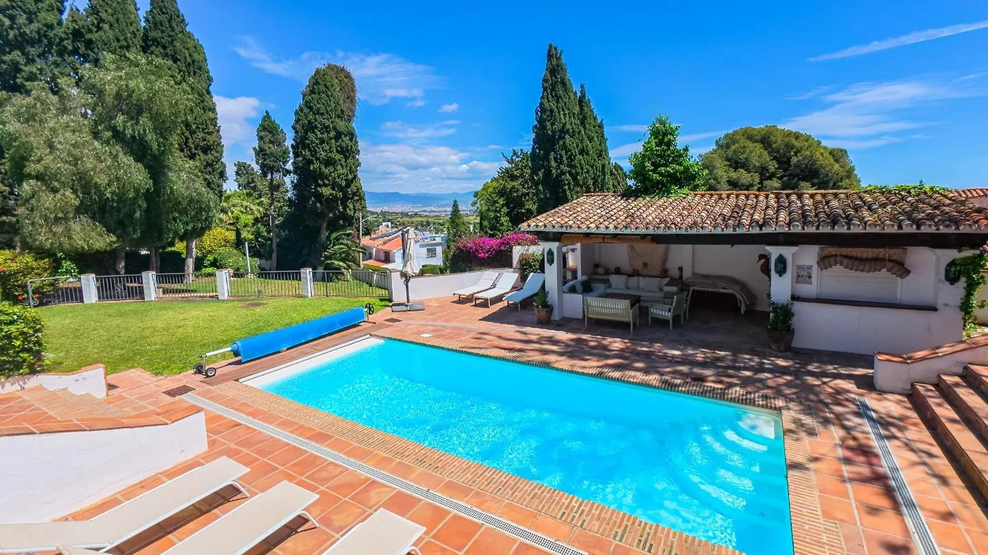 Cubo'S Villa Las Capuchinas & Cave House Torremolinos