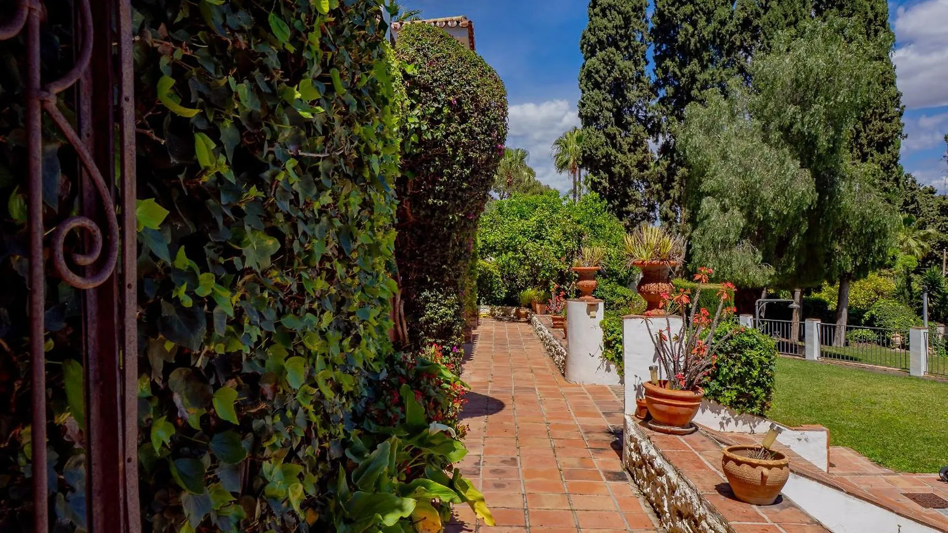 Cubo'S Villa Las Capuchinas & Cave House Torremolinos